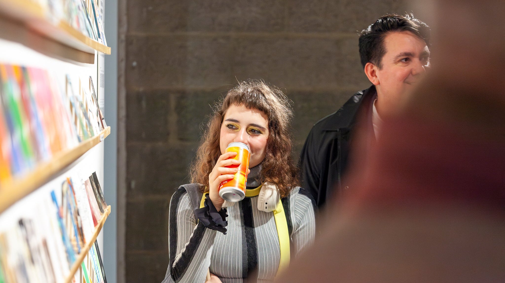 How To Bid in an Art on a Postcard Auction on Givergy